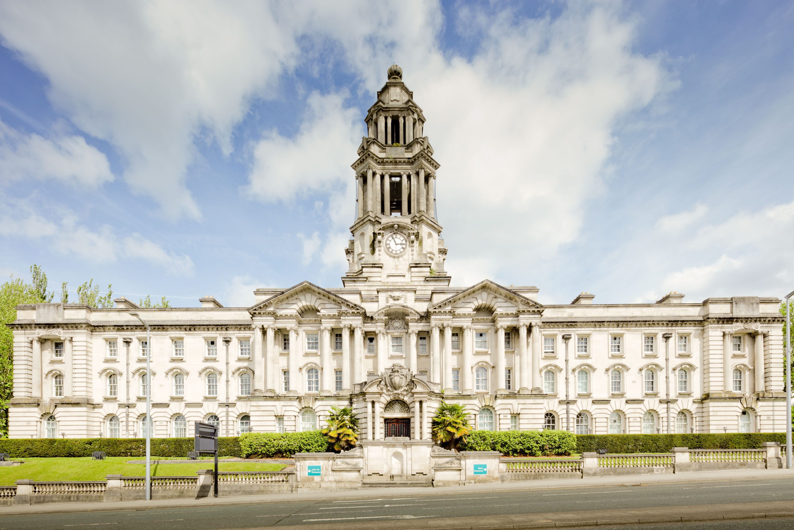 Façade de l'hôtel de ville de Stockport