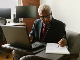 Combien d’heures peut-on travailler en retraite ?